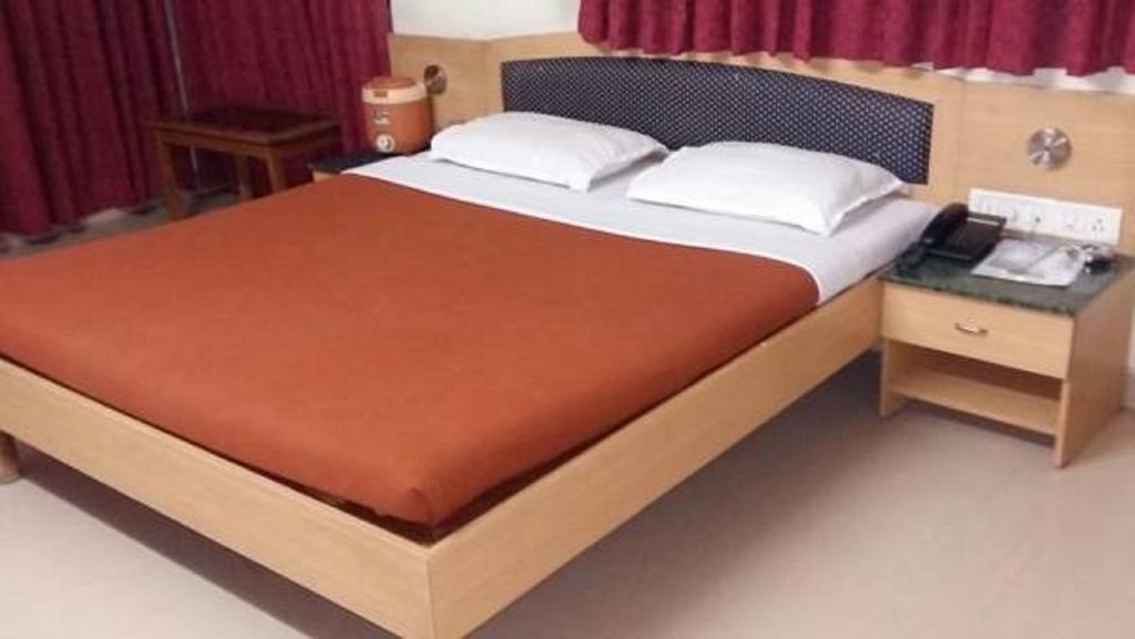 Hotel Sheetal Palace Pune Eksteriør billede